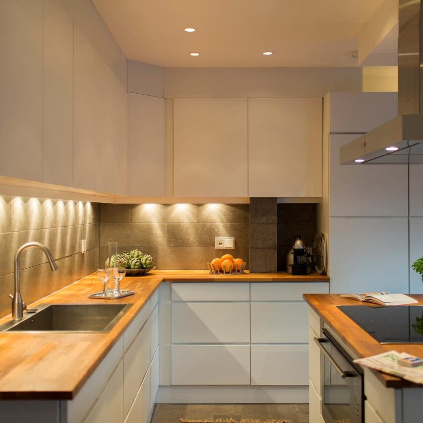 4d2jr56p7f8qba3e 853x853